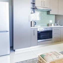 Merensky-Towers-Kitchen-3.jpg
